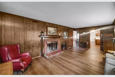 660 N 700 W, Hobart, IN 46342 - Photo 13