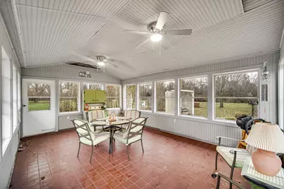 660 N 700 W, Hobart, IN 46342 - Photo 25