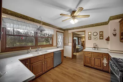 660 N 700 W, Hobart, IN 46342 - Photo 11