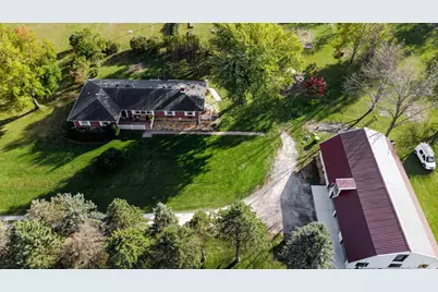 660 N 700 W, Hobart, IN 46342 - Photo 5