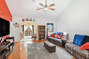 1573 E 56th Pl, Hobart, IN 46342 - Photo 11