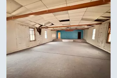 2752 Elkhart Street, Lake Station, IN 46405 - Photo 5