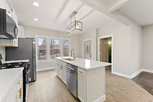 1813 New York Ave, Whiting, IN 46394 - Photo 7