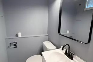 3921 Eastmont Dr, South Bend, IN 46628 - Photo 13