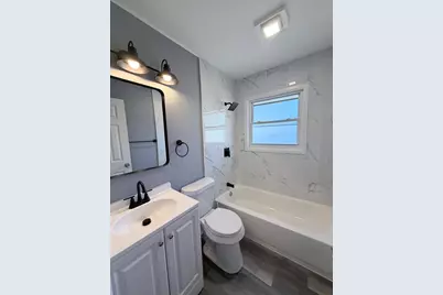 3921 Eastmont Drive, South Bend, IN 46628 - Photo 7