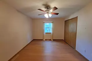 487 Timber Lake Dr, Lowell, IN 46356 - Photo 25