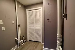 237 S Kaley St, South Bend, IN 46619 - Photo 9