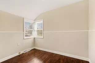 9747 Erie St, Highland, IN 46322 - Photo 15