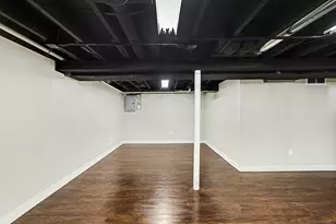 9747 Erie St, Highland, IN 46322 - Photo 17