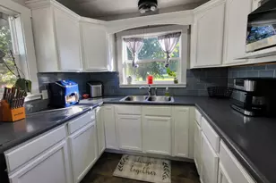 509 Magnolia St, North Judson, IN 46366 - Photo 5