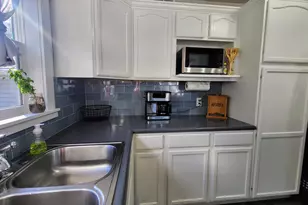 509 Magnolia St, North Judson, IN 46366 - Photo 9