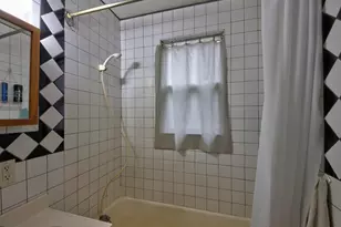 1342-1344 Kingsporte Ln, La Porte, IN 46350 - Photo 11