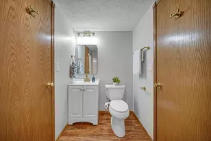 1409 Independence Dr, Hobart, IN 46342 - Photo 15