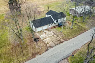 901 E 850 S, Hamlet, IN 46532 - Photo 3