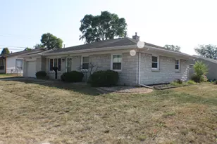 9535 Forrest Dr, Highland, IN 46322 - Photo 11