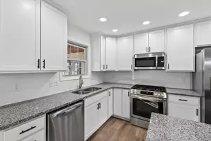 1622 Elderberry St SE, Demotte, IN 46310 - Photo 11