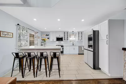 347 Fox Trail Court, Hobart, IN 46342 - Photo 5