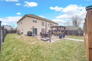 347 Fox Trail Ct, Hobart, IN 46342 - Photo 17