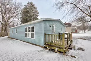 211 McClung Rd, La Porte, IN 46350 - Photo 3