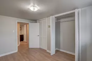 3288 W 74th Ln, Merrillville, IN 46410 - Photo 37