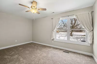 1618 E 33rd Avenue, Hobart, IN 46342 - Photo 11