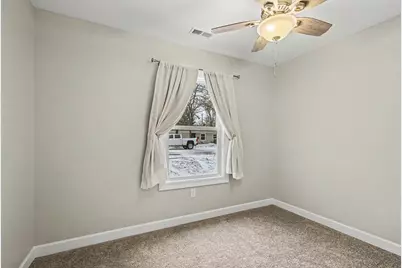 1618 E 33rd Avenue, Hobart, IN 46342 - Photo 13