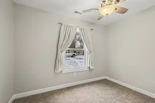 1618 E 33rd Ave, Hobart, IN 46342 - Photo 13