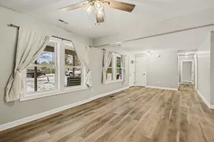 1618 E 33rd Ave, Hobart, IN 46342 - Photo 3