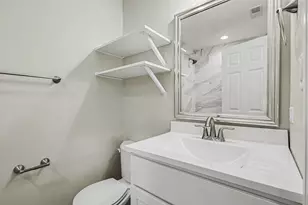 1618 E 33rd Ave, Hobart, IN 46342 - Photo 15