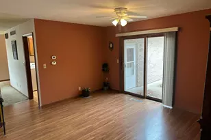 163 Regency Pkwy, La Porte, IN 46350 - Photo 5