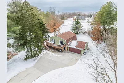 1051 W 129th Avenue, Crown Point, IN 46307 - Photo 5