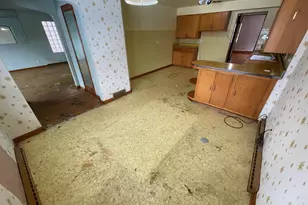 1609 Davis Ave, Whiting, IN 46394 - Photo 9