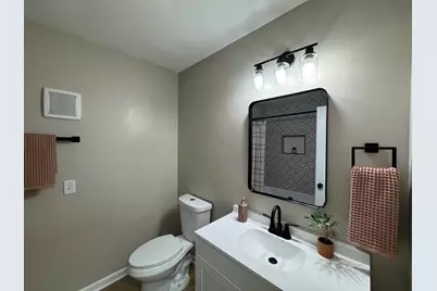 656 N Montgomery Street, Gary, IN 46403 - Photo 11