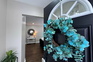 656 N Montgomery St, Gary, IN 46403 - Photo 3