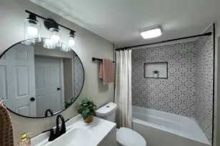 656 N Montgomery St, Gary, IN 46403 - Photo 23