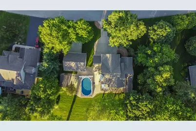 10752 Dogleg Drive, Demotte, IN 46310 - Photo 3