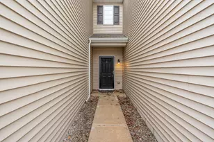 458 Briarwood Ln, Lowell, IN 46356 - Photo 3