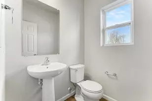 24 Karner Blue Ct, Chesterton, IN 46304 - Photo 3