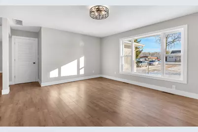 14244 S 1050 W, Wanatah, IN 46390 - Photo 5