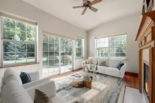 2804 Beauty Creek Run, Valparaiso, IN 46385 - Photo 11