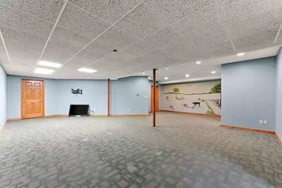 552 Fleetwood Drive N, Valparaiso, IN 46385 - Photo 35