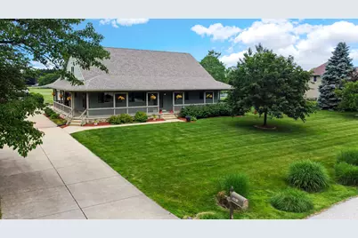 552 Fleetwood Drive N, Valparaiso, IN 46385 - Photo 1