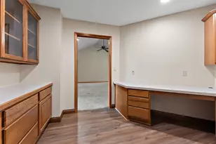 552 Fleetwood Dr N, Valparaiso, IN 46385 - Photo 19