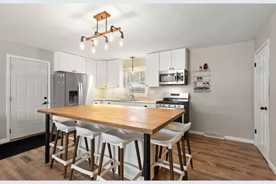 2331 Venus Street, Portage, IN 46368 - Photo 5