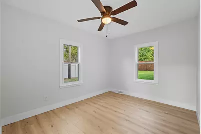 405 Dartmoor Road, Kingsford Heights, IN 46346 - Photo 15