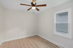 405 Dartmoor Rd, Kingsford Heights, IN 46346 - Photo 17