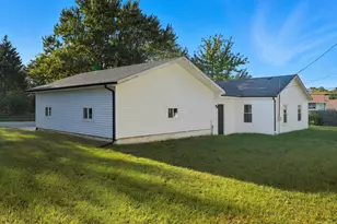 405 Dartmoor Rd, Kingsford Heights, IN 46346 - Photo 5