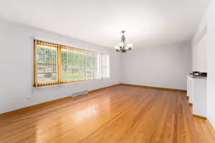 3318 Strong St, Highland, IN 46322 - Photo 3