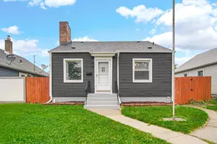 103 S California St, Hobart, IN 46342 - Photo 3