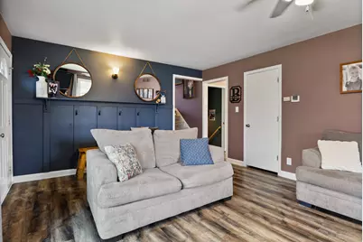 221 E Elizabeth Drive, Crown Point, IN 46307 - Photo 7